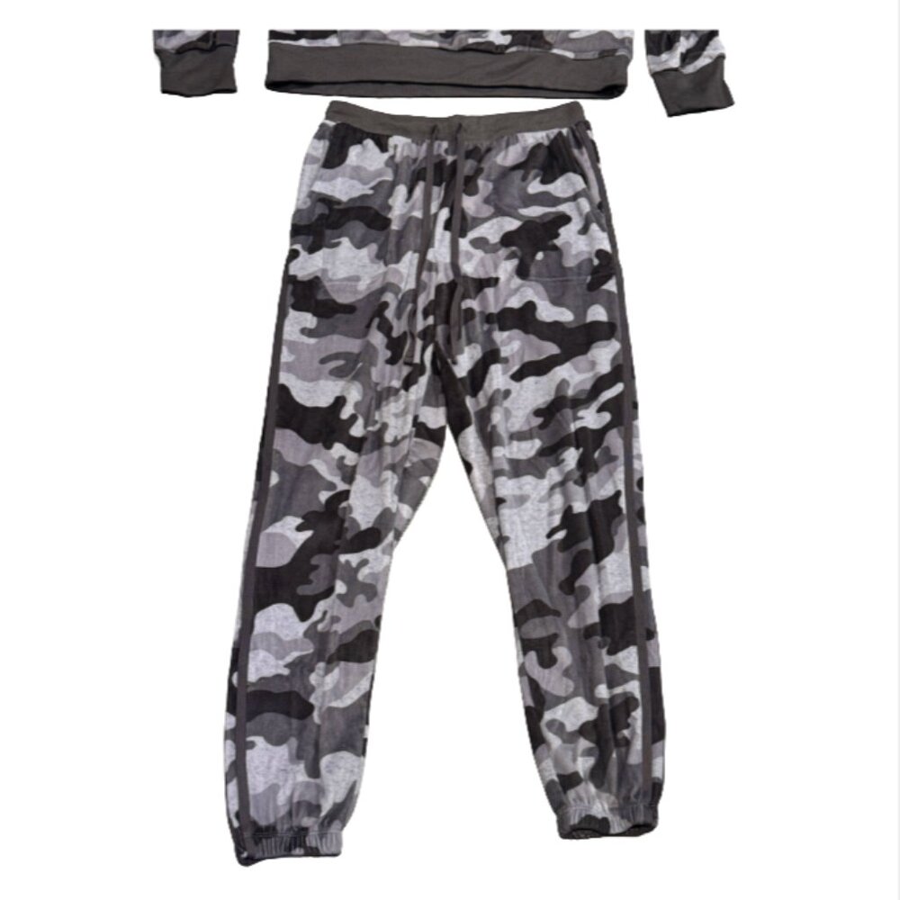 DKNY Super Soft Gray Camo Jogger Set - Picture 2 of 5
